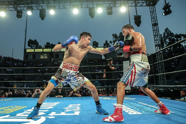 Photos Leo Santa Cruz Abner Mares Stop Foes To Set Rematch